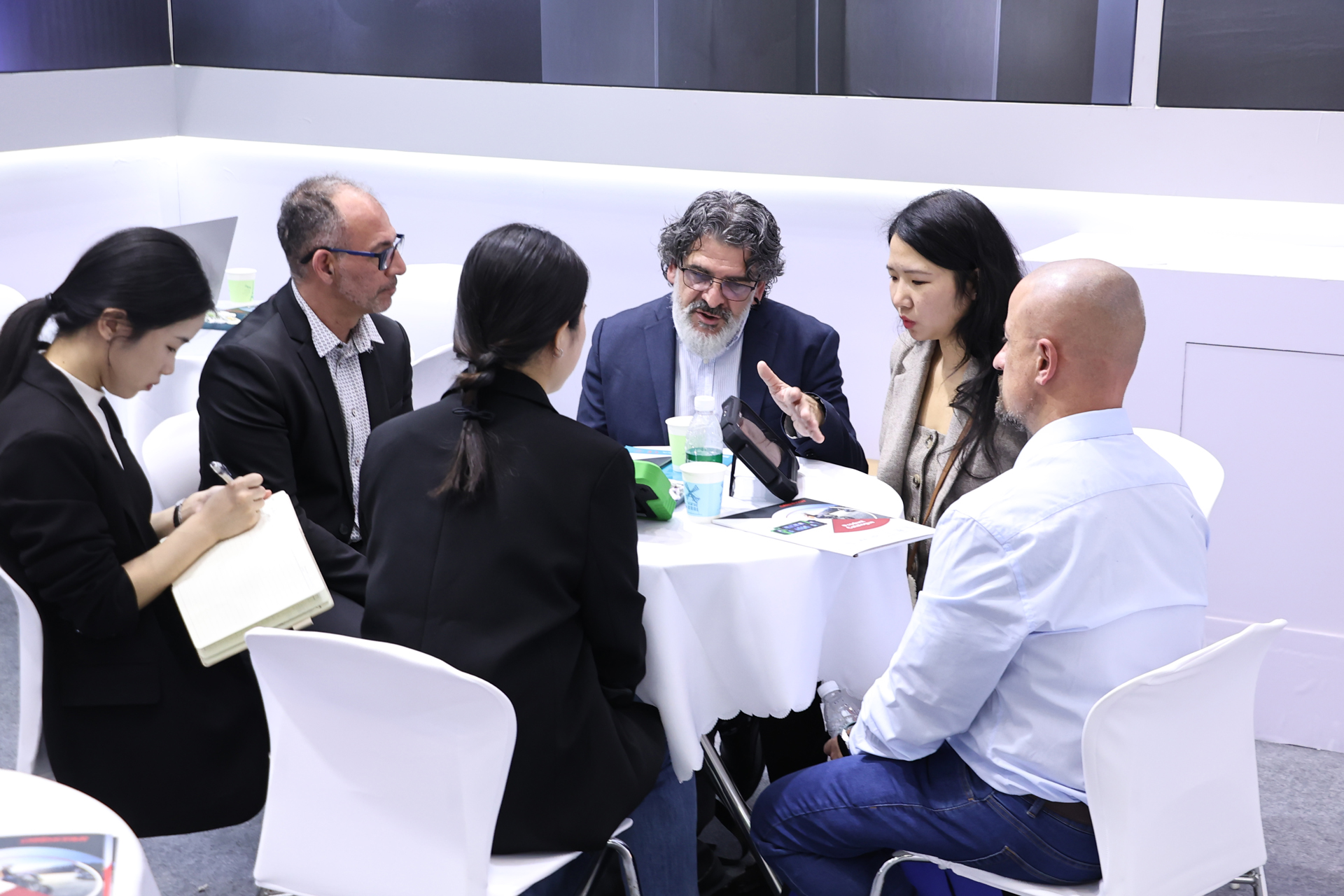 门徒娱乐亮相Automechanika Shanghai，硬核产品诠释科技创新实力